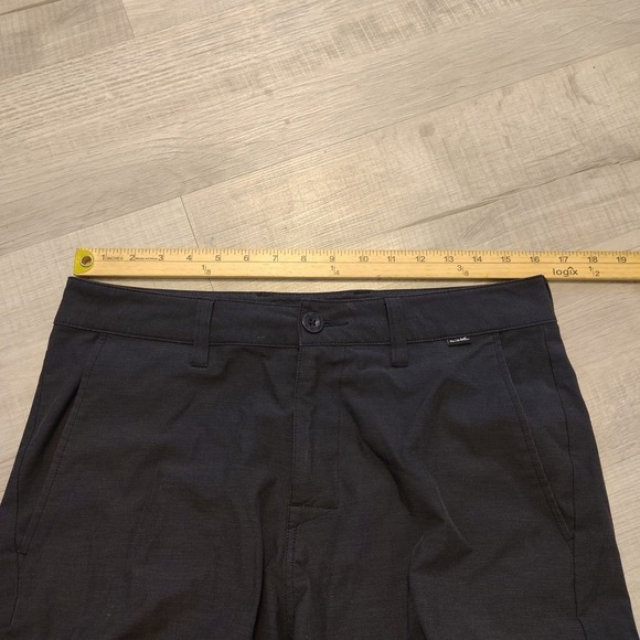 Travis Mathew Tri-Blend Performance Stretch Golf Shorts  Mens 30 Black - Picture 6 of 8